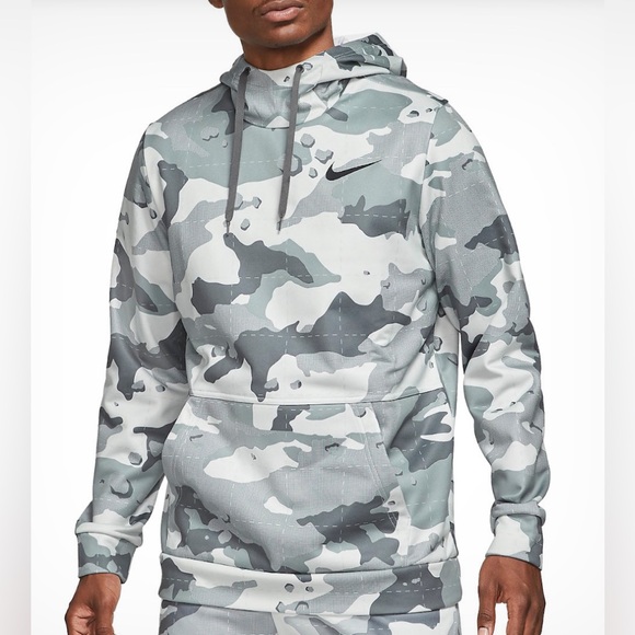 Nike Other - Nike Therma-FIT Camo Training Hoodie